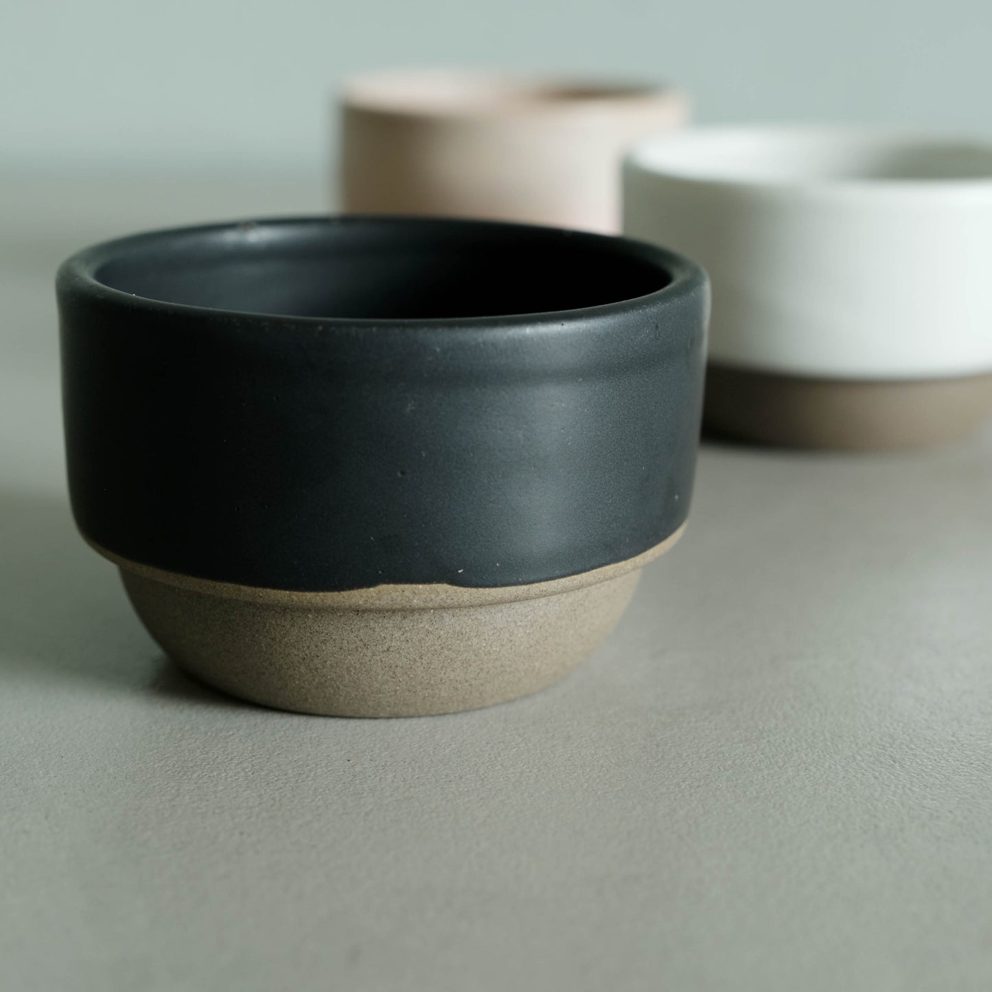 Lietzensee – Brunch in Black & Dusty Rose – 4 Large Plates (with or without Dip Bowls)